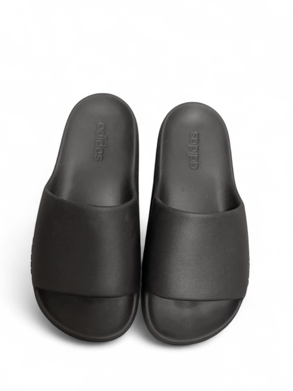 adidas Slides in black
